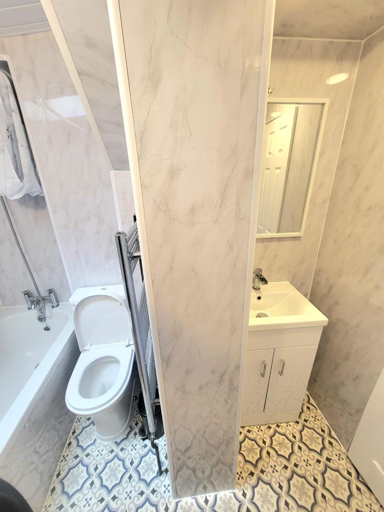 London En-Suite Double Rooms - Leytonstone E11 Екстериор снимка